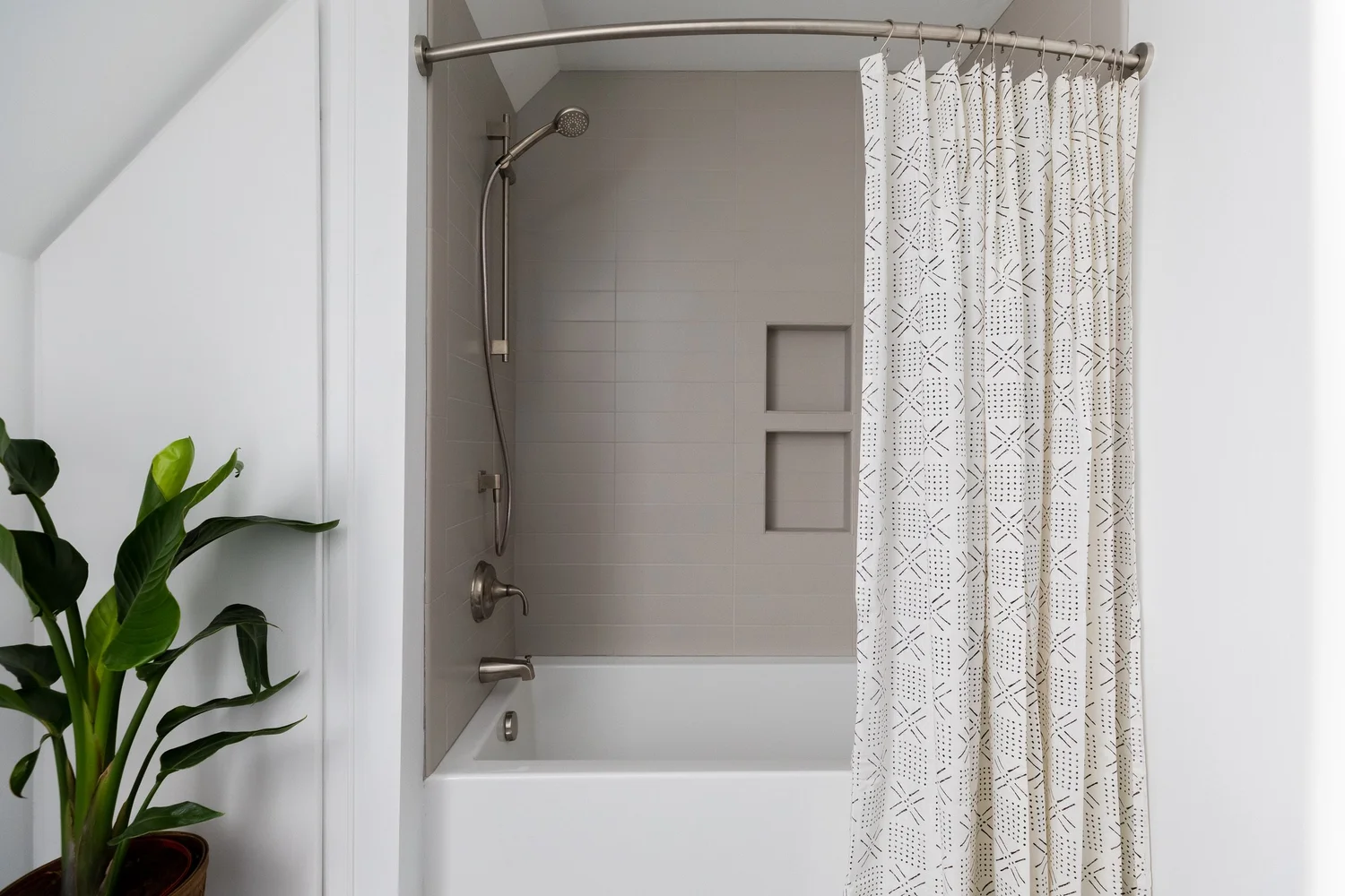 Alternate perspective across the renovated space from Bathroom Remodel — Queenslake Yorktown Virginia by VanFleet Homes